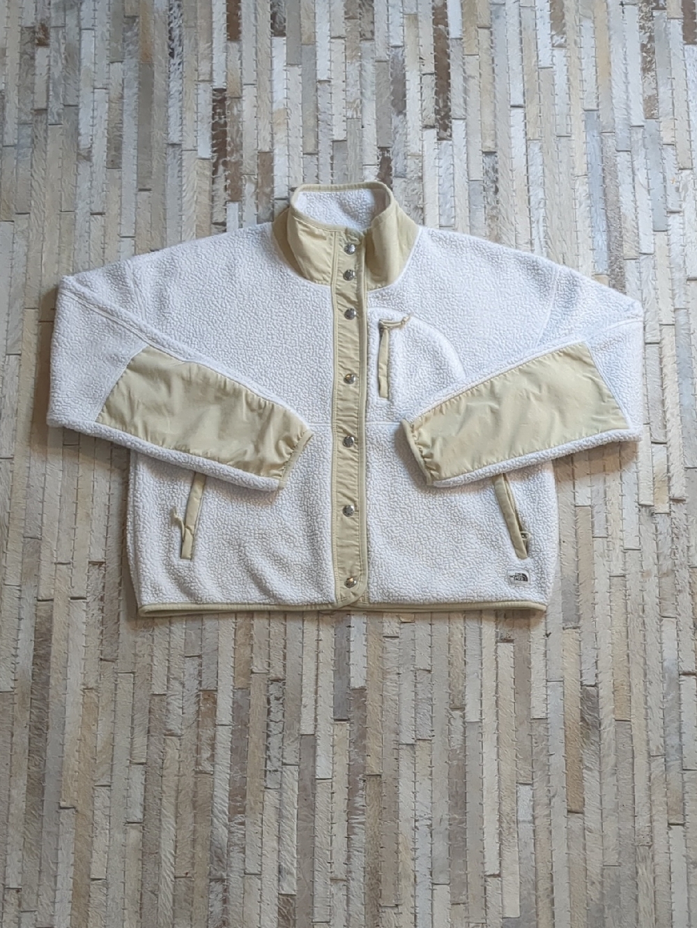 The North Face Women's S Cragmont Cropped Fleece Button Up Jacket